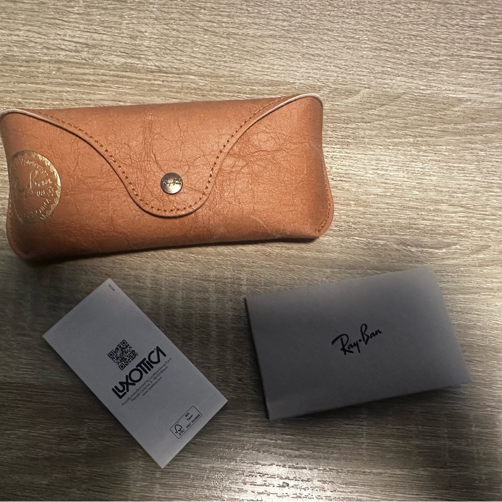 Ray-Ban Tan Like Leather Sunglasses Case